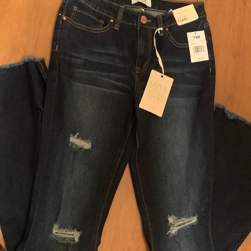 New YMI flared mid rise